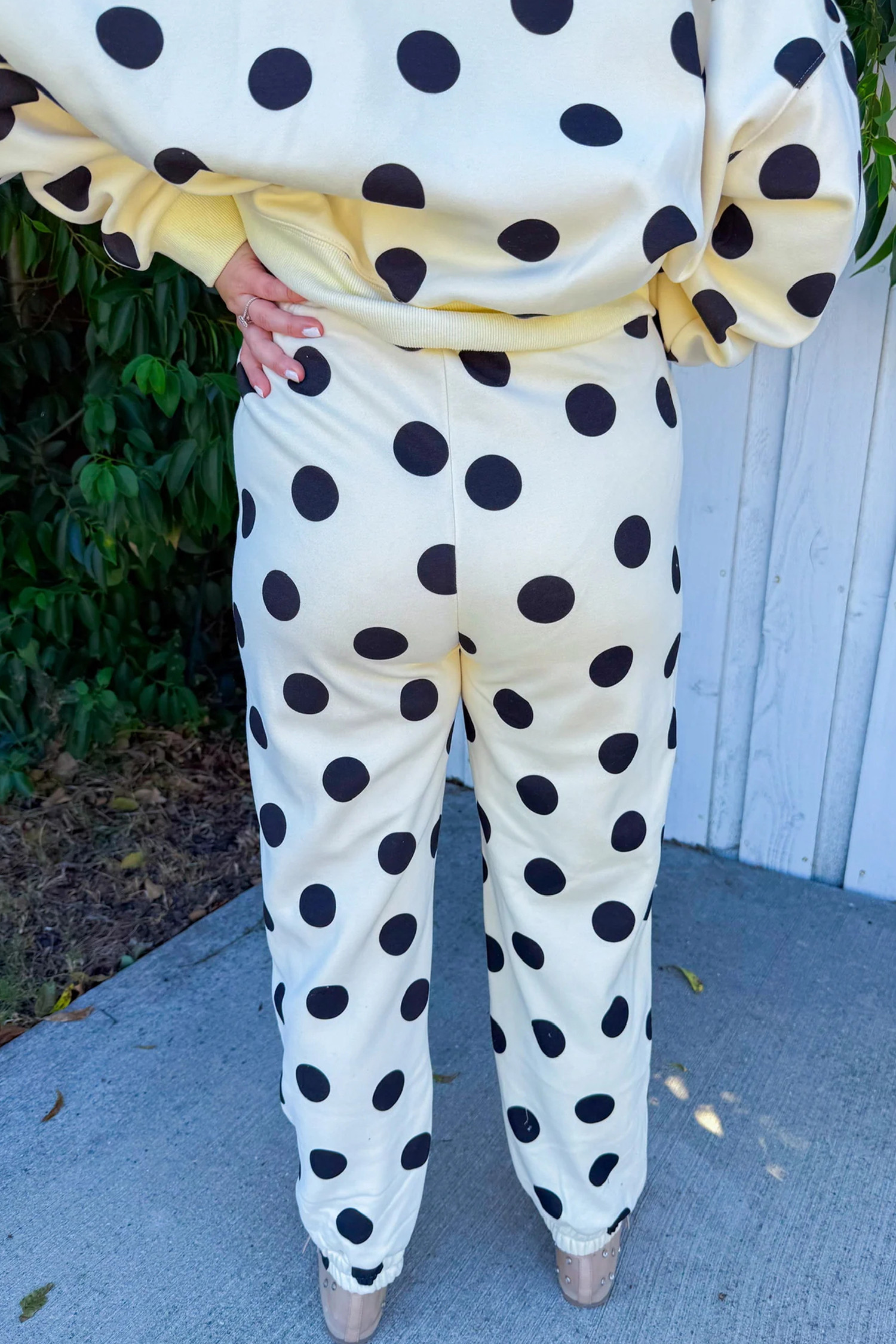 米色波点印花落肩套头抽绳慢跑裤套装 LC628726