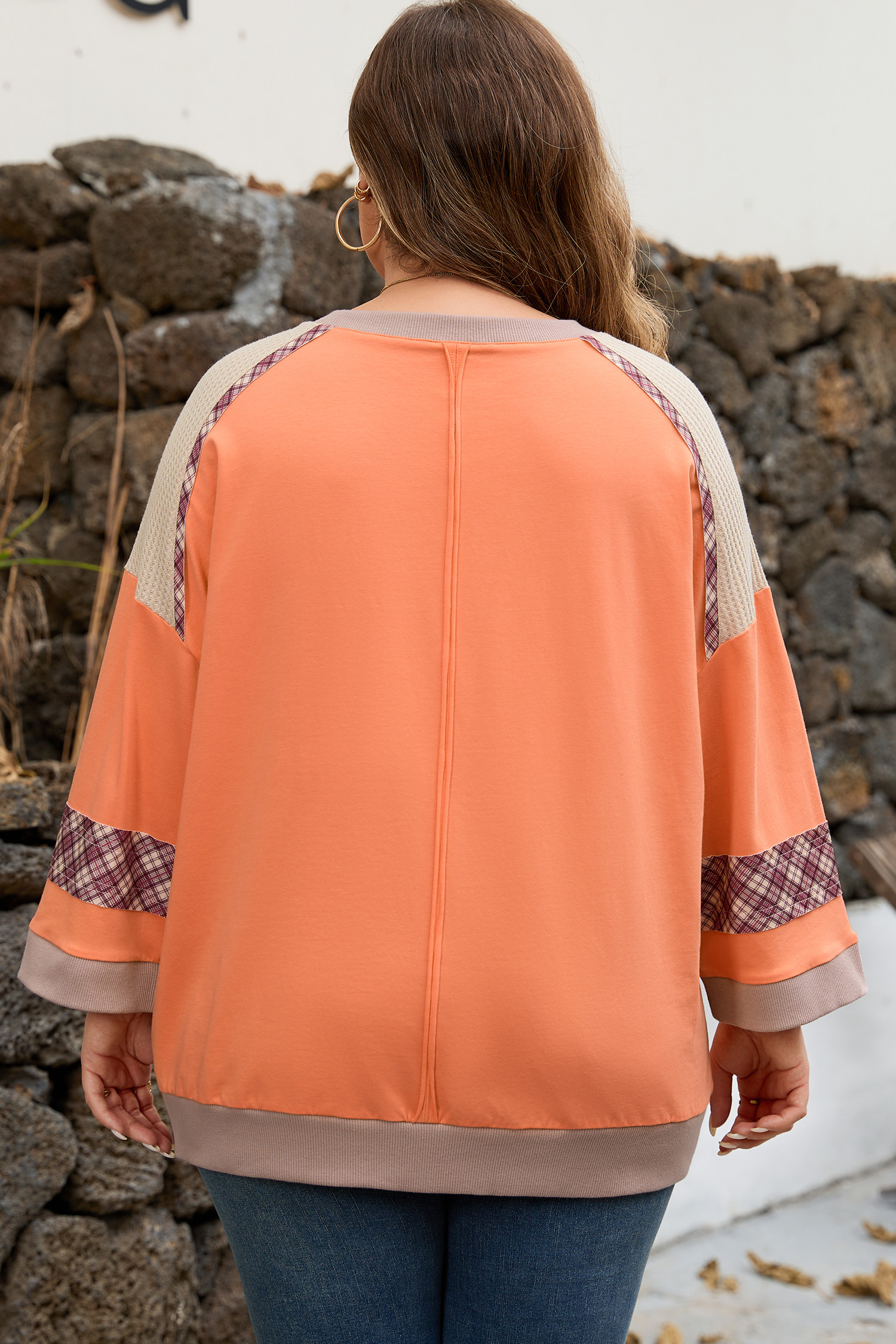 西柚橙格子花华夫格贴片加大码 3/4 袖上衣 LC25132917