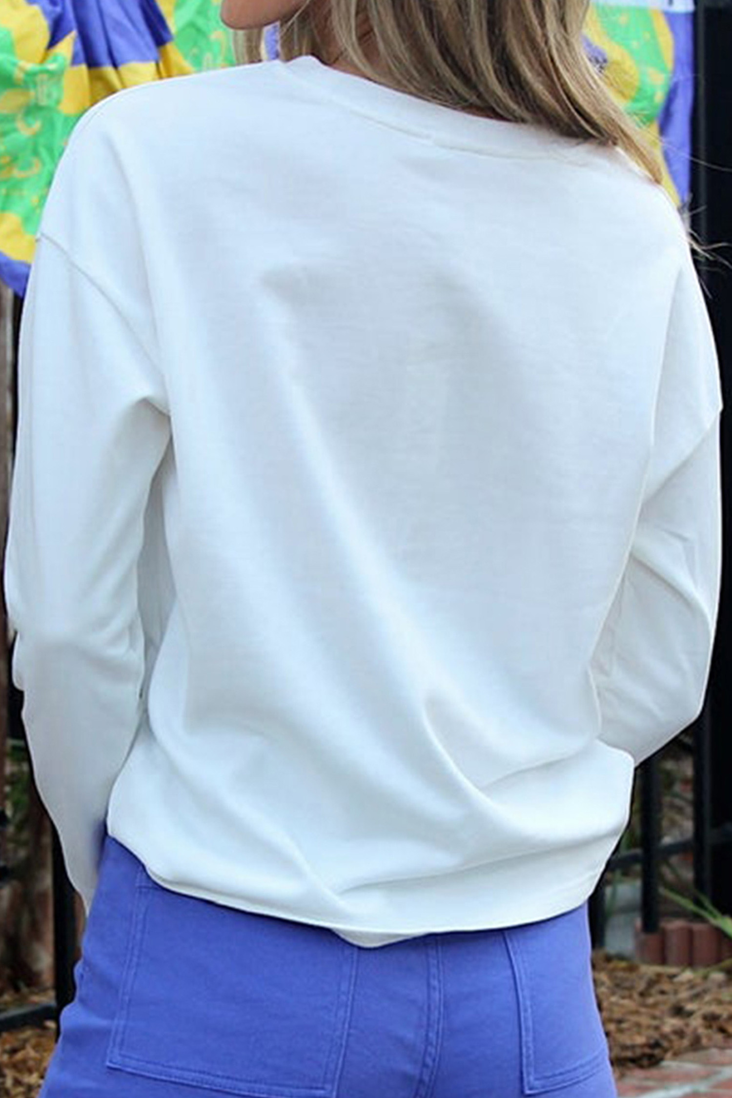 白色亮片狂欢节元素女式长袖上衣 LC25231143