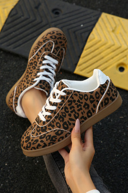 咖啡色亮面豹纹训练鞋