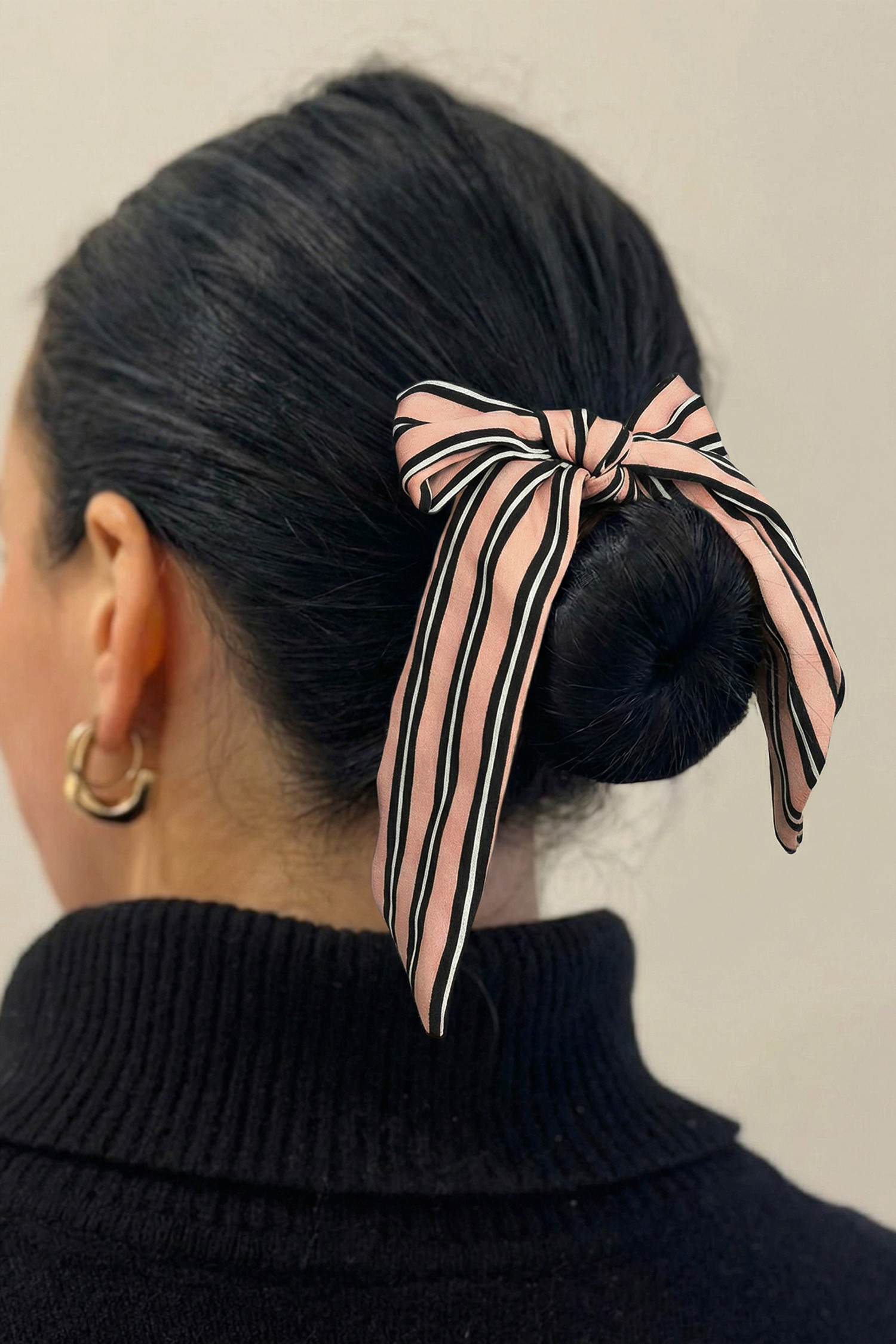 薄纱粉色条纹蝴蝶结长尾发圈发带 BH043716