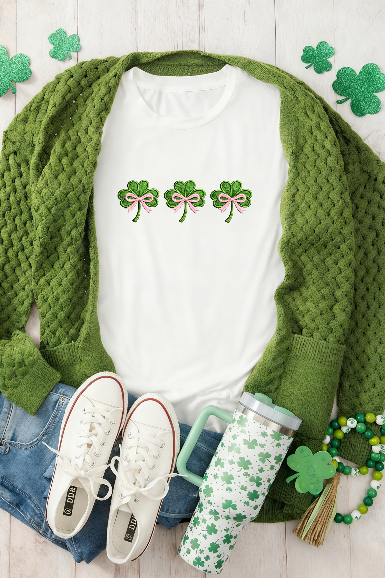 白色丝带蝴蝶结三叶草刺绣休闲 T 恤 LC25231332