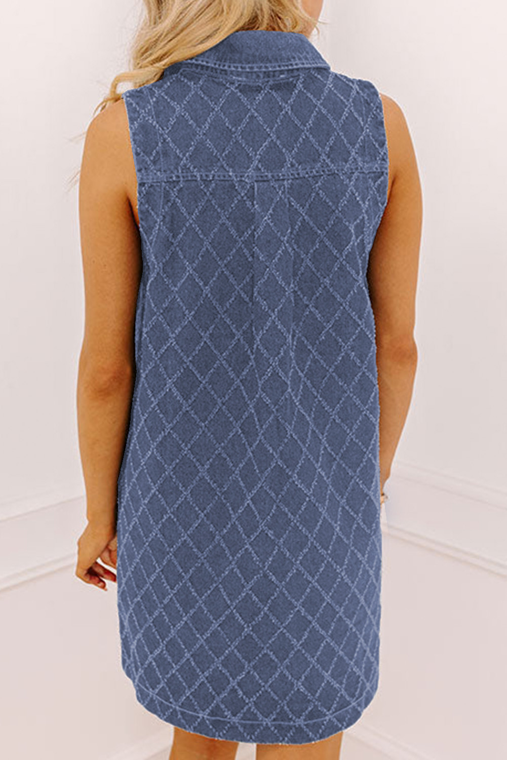 航海蓝菱形纹理领扣V领牛仔无袖迷你连衣裙 LC7861199