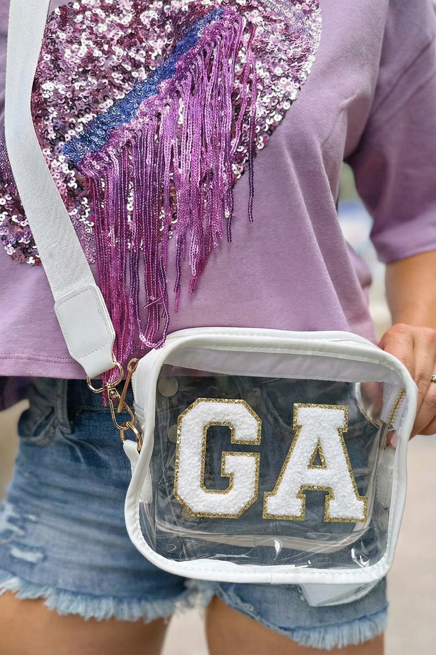 白色 GA 亮片饰边雪尼尔字母透明单肩包 LC25321084