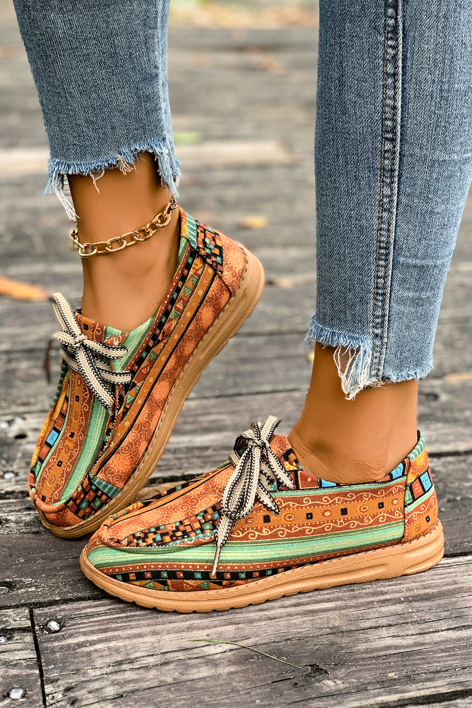 芥末黄民族艺术印花系带细节舒适乐福鞋 BH024110