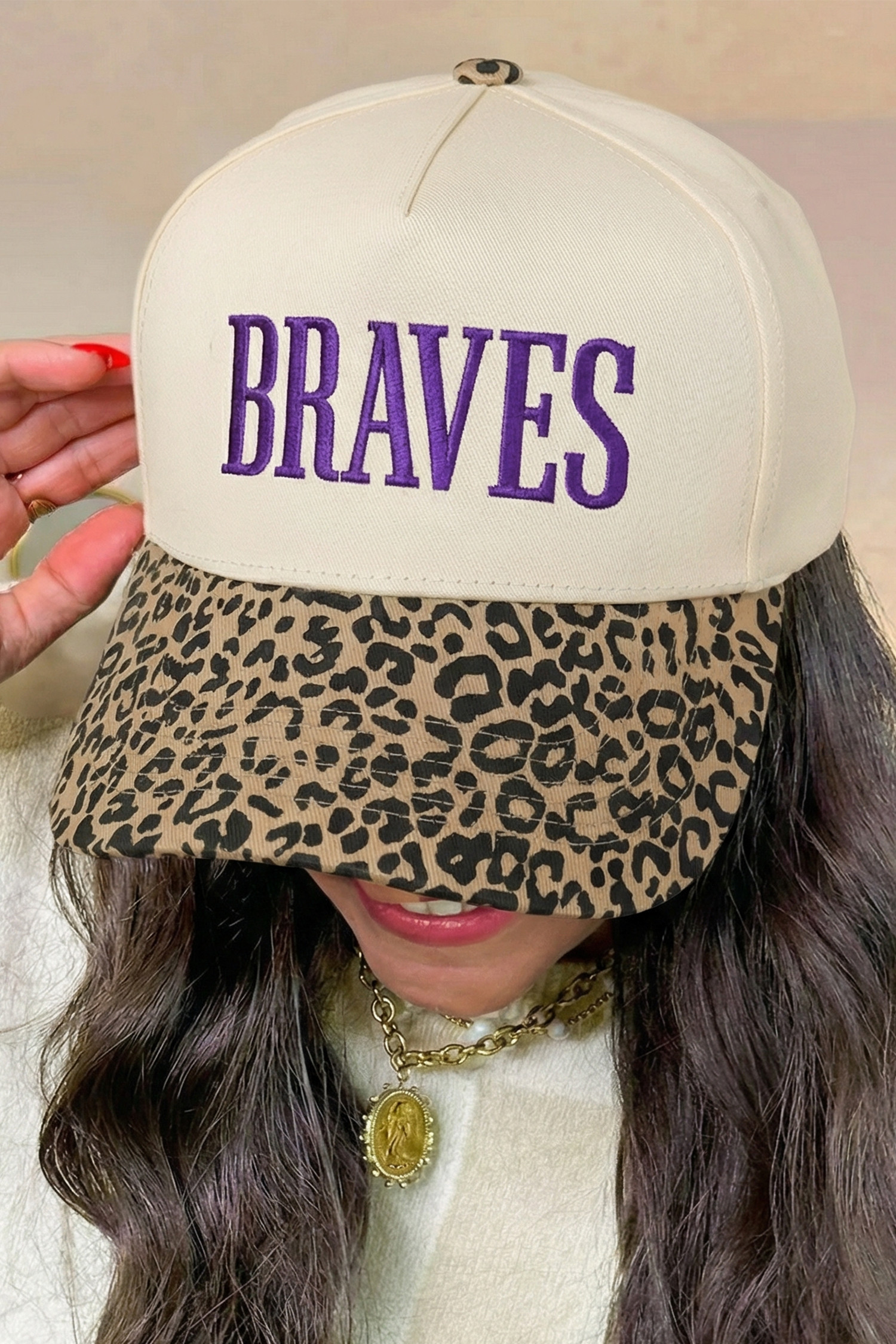 羊皮纸豹纹撞色帽檐 BRAVES 刺绣帽子 BH043606