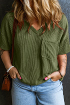 丛林绿纹理 V 领落肩加 T 恤