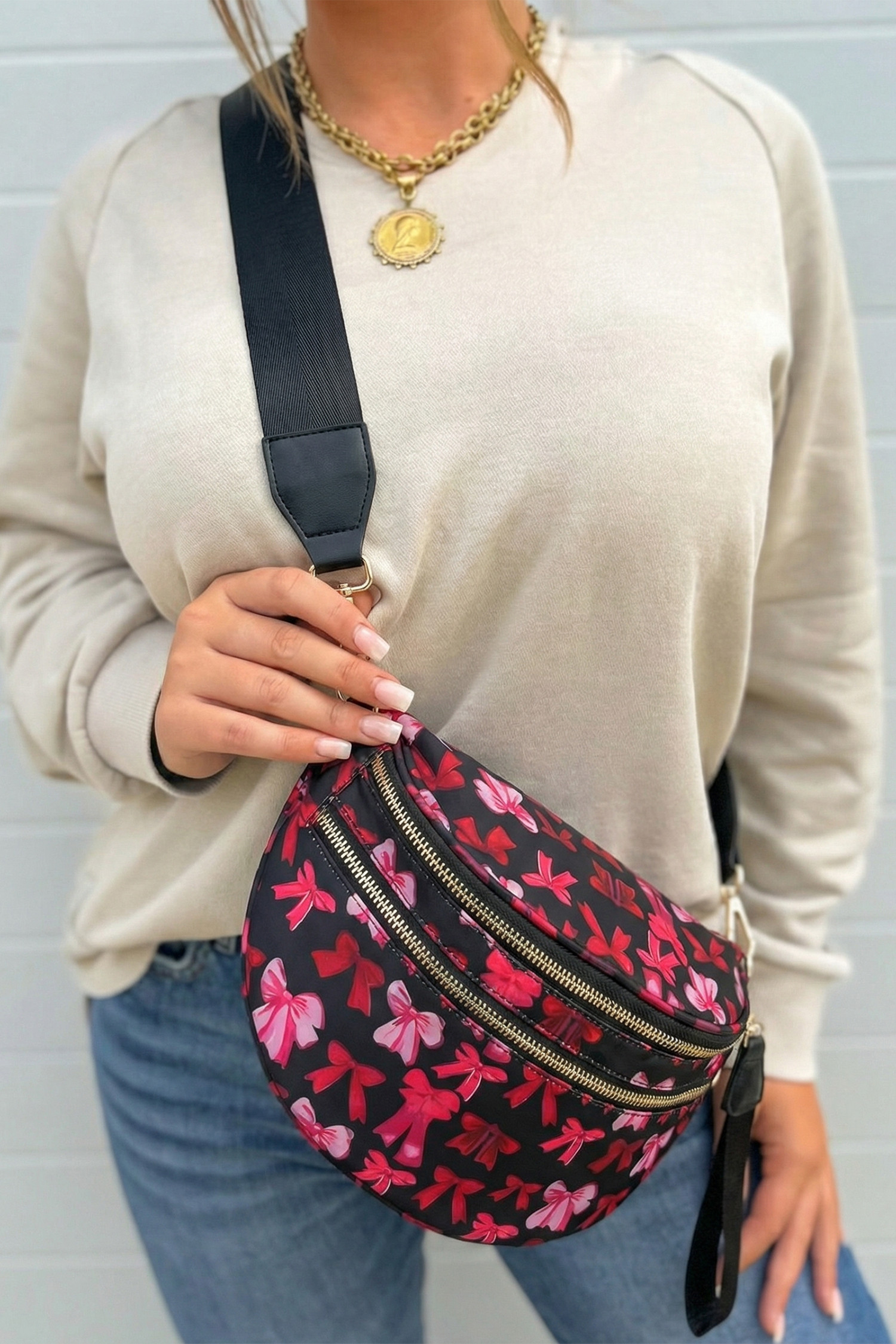 红色 Dahlia Sweet 蝴蝶结印花双拉链月牙包 BH031597