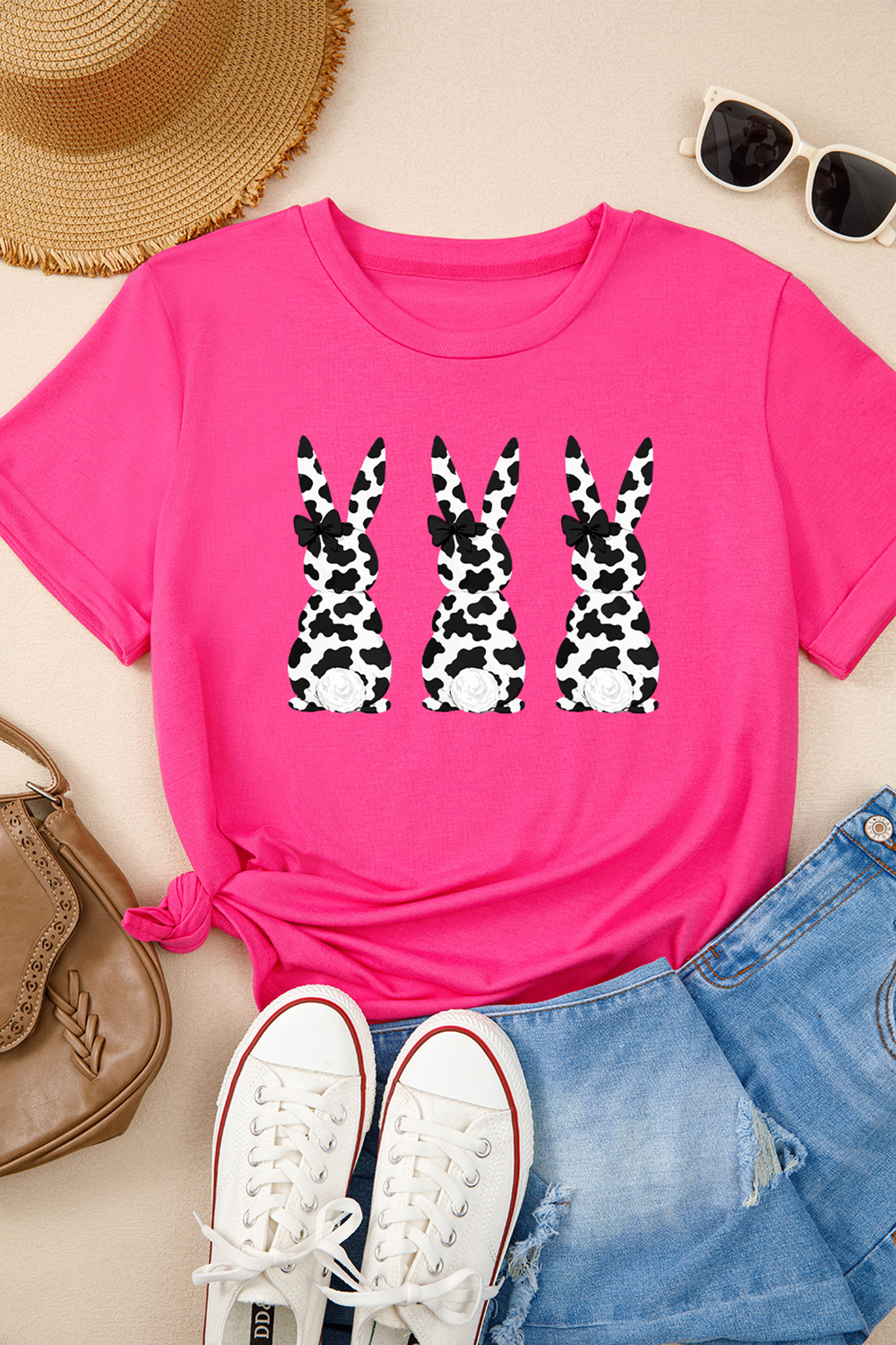 玫瑰红牛斑可爱蝴蝶结兔子复活节图案 T 恤 LC25231659