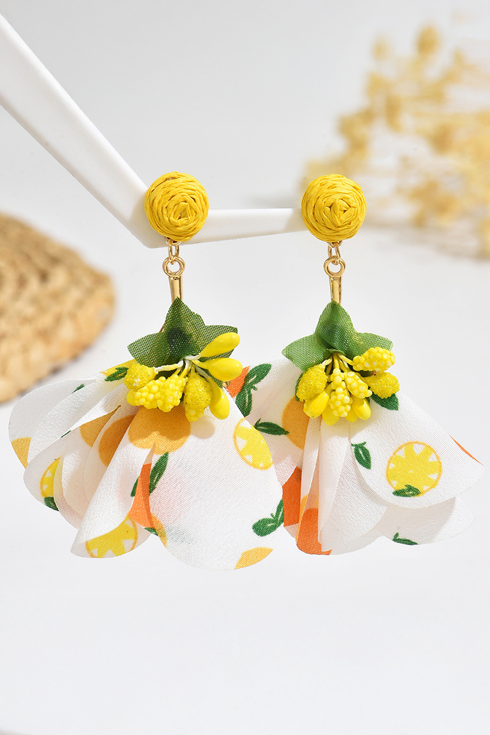 黄色波西米亚风优雅花朵面料拉菲草度假耳环 BH014381