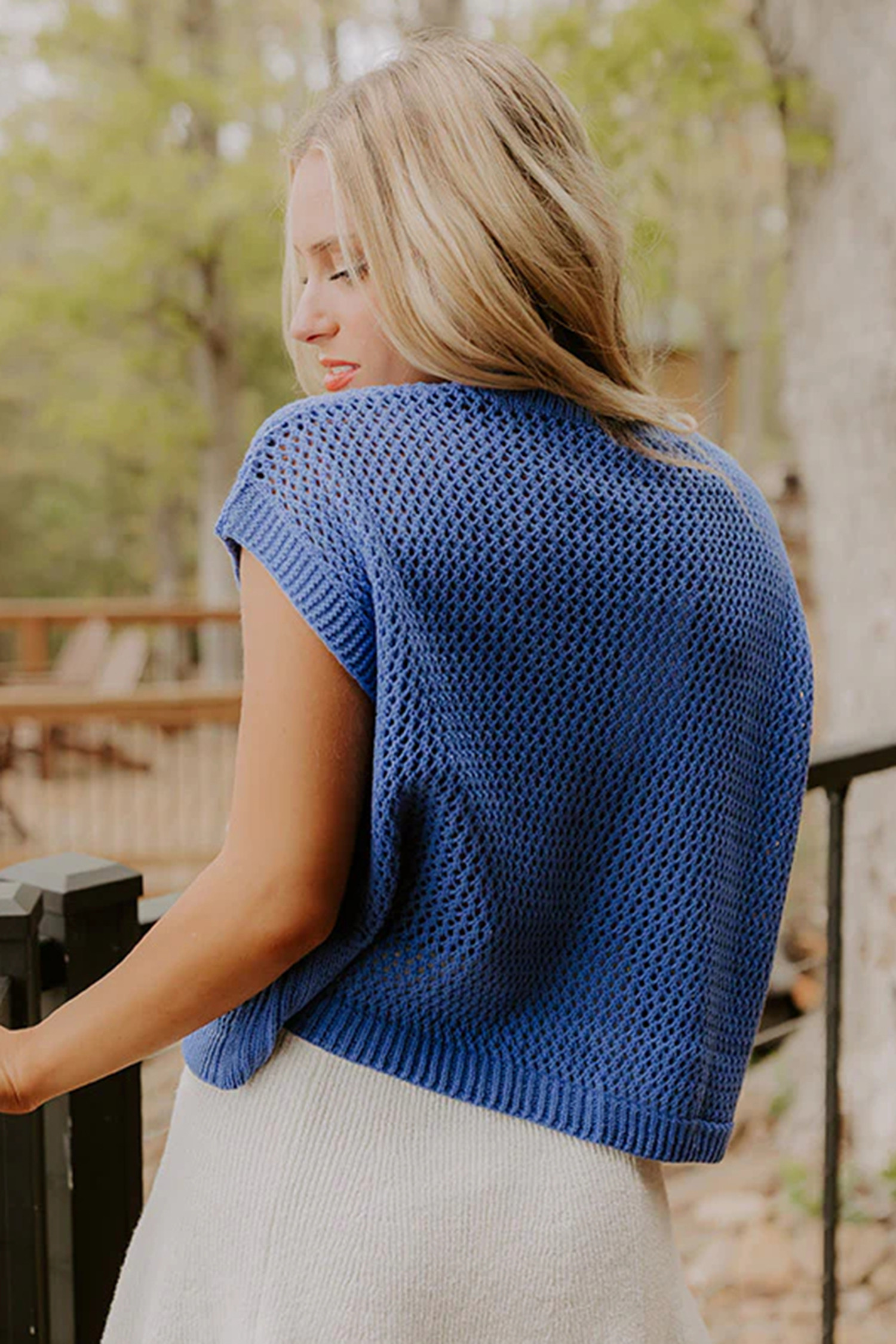 天蓝色旗帜图案短袖毛衣上衣 LC2771463