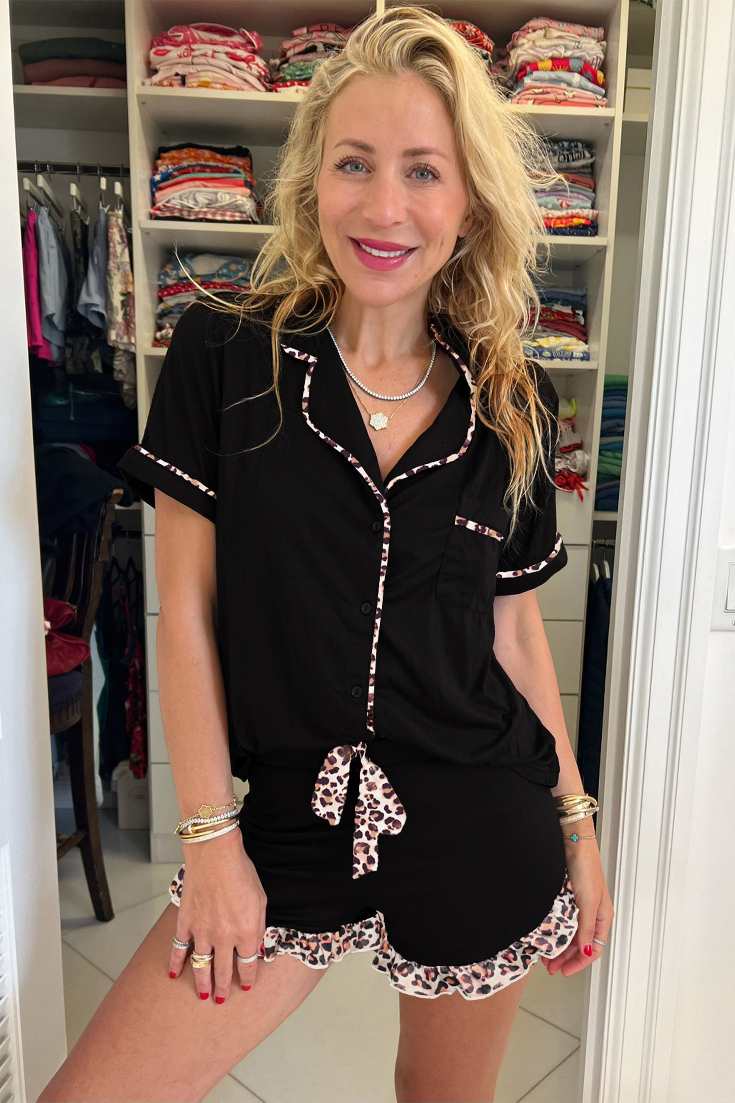 黑色豹纹拼接翻领衬衫抽绳短裤 2 件睡衣套装 LC152145