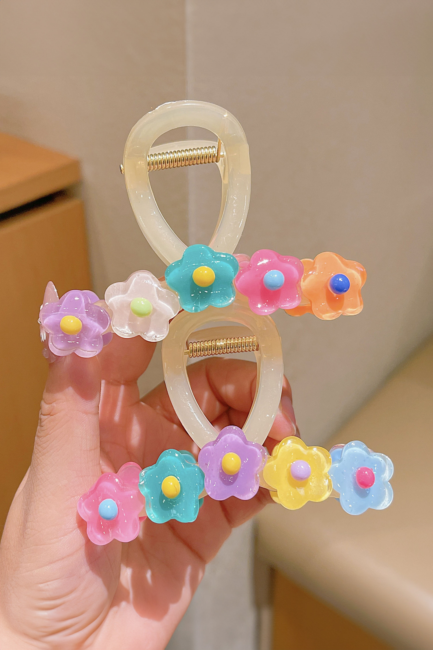 白水晶塑料可爱花朵发夹 BH043730