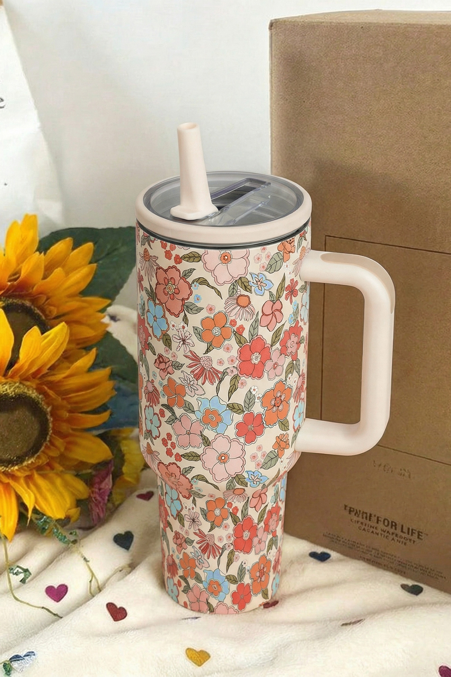 白色碎花翻盖吸管单柄旅行杯 BH051862