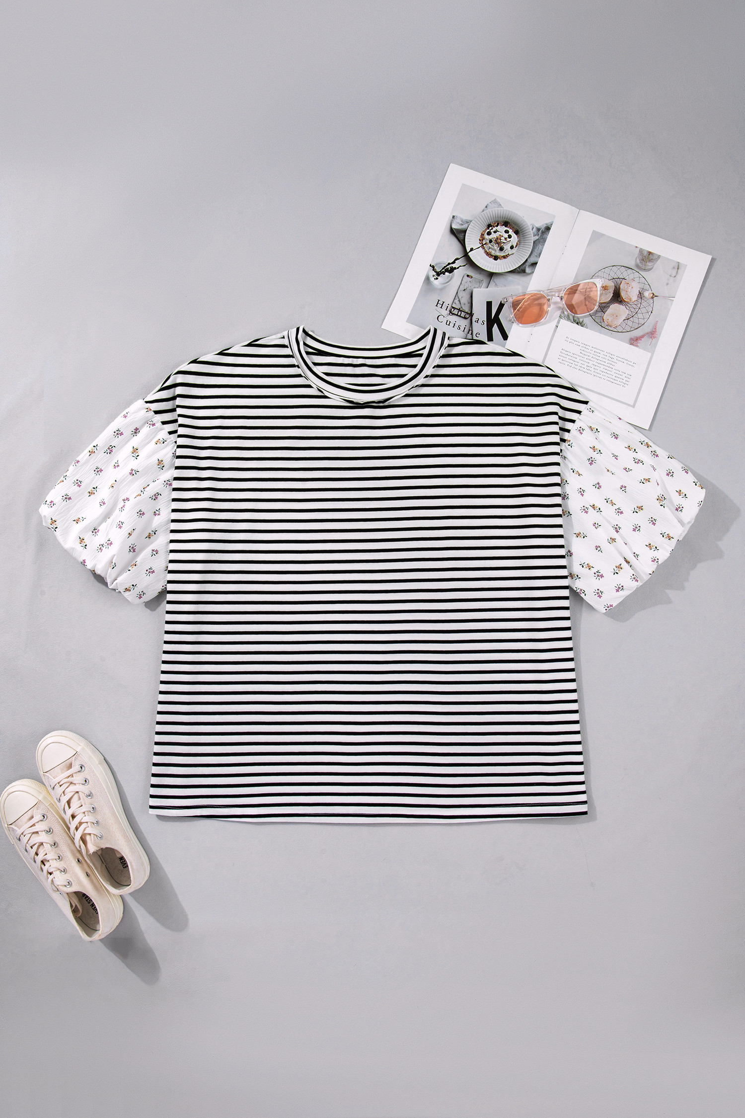 黑色条纹大码条纹短袖上衣配花朵泡泡袖 LC25135499