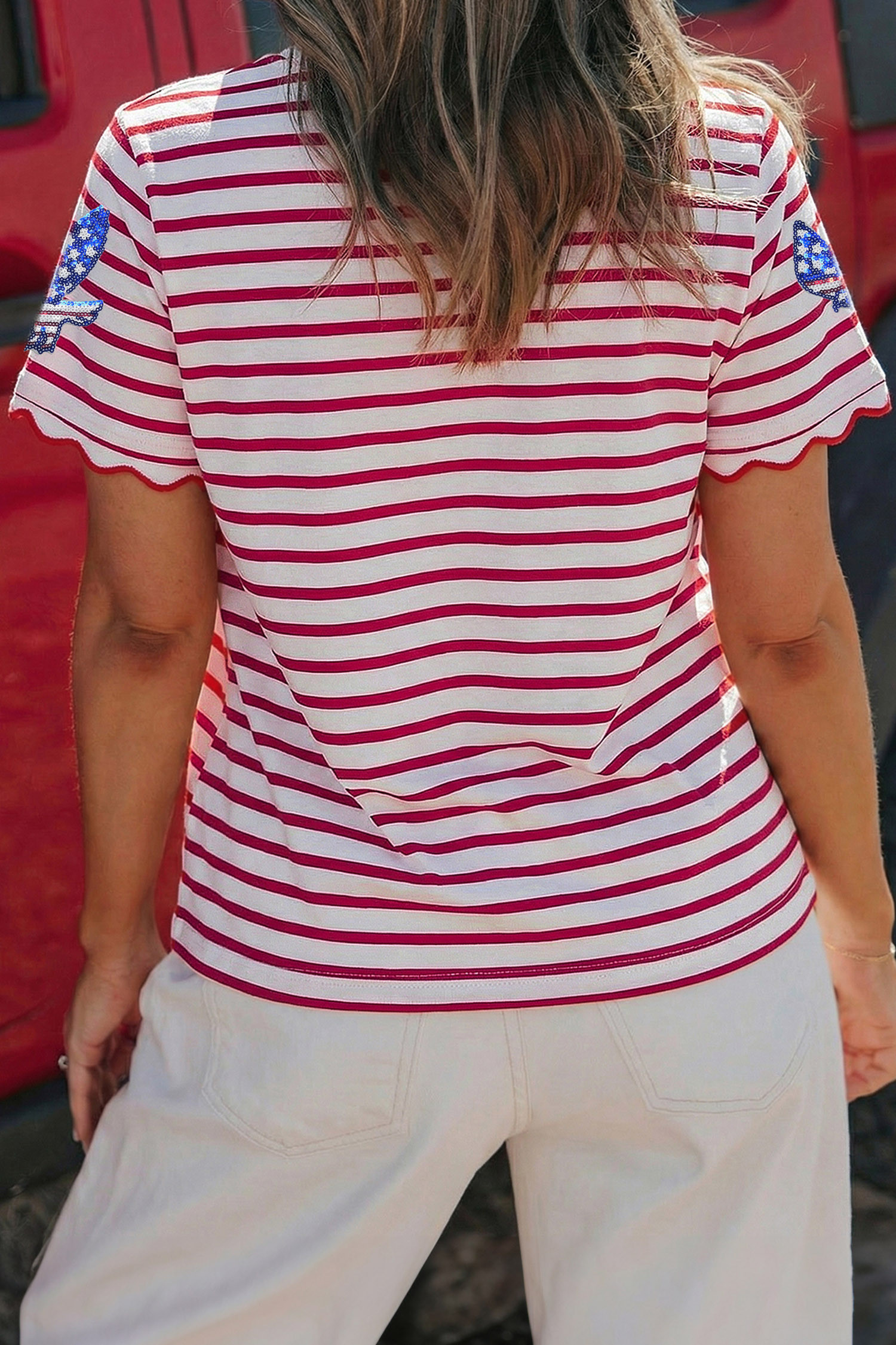 红色条纹爱国鹰亮片条纹 T 恤 LC25230310