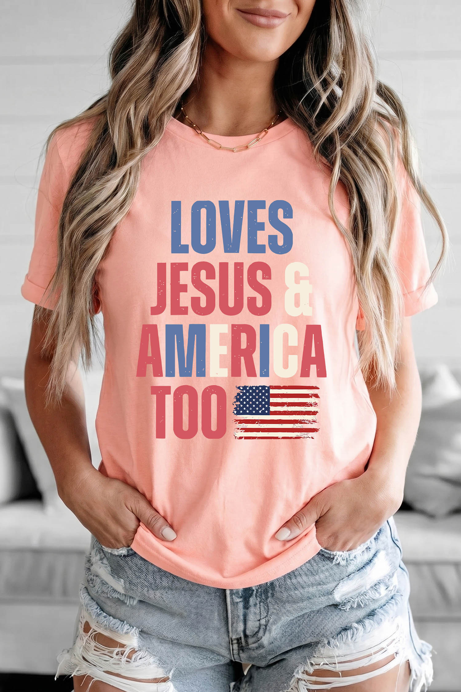 粉色 LOVES JESUS & AMERICA TOO 爱国旗帜图案 T 恤 LC25232211