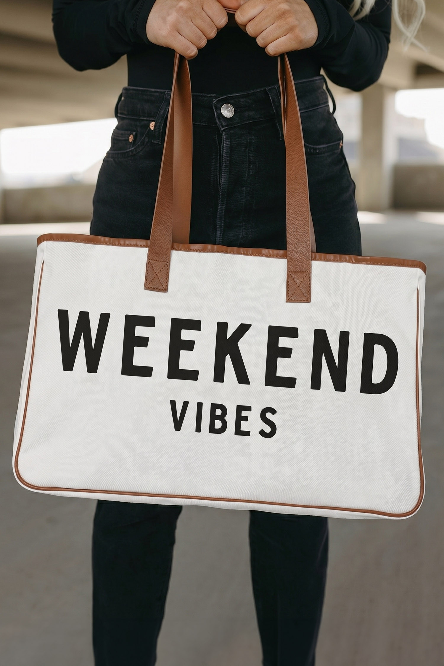 白色 Weekend Vibes 印花夏季旅行帆布托特包 BH03513