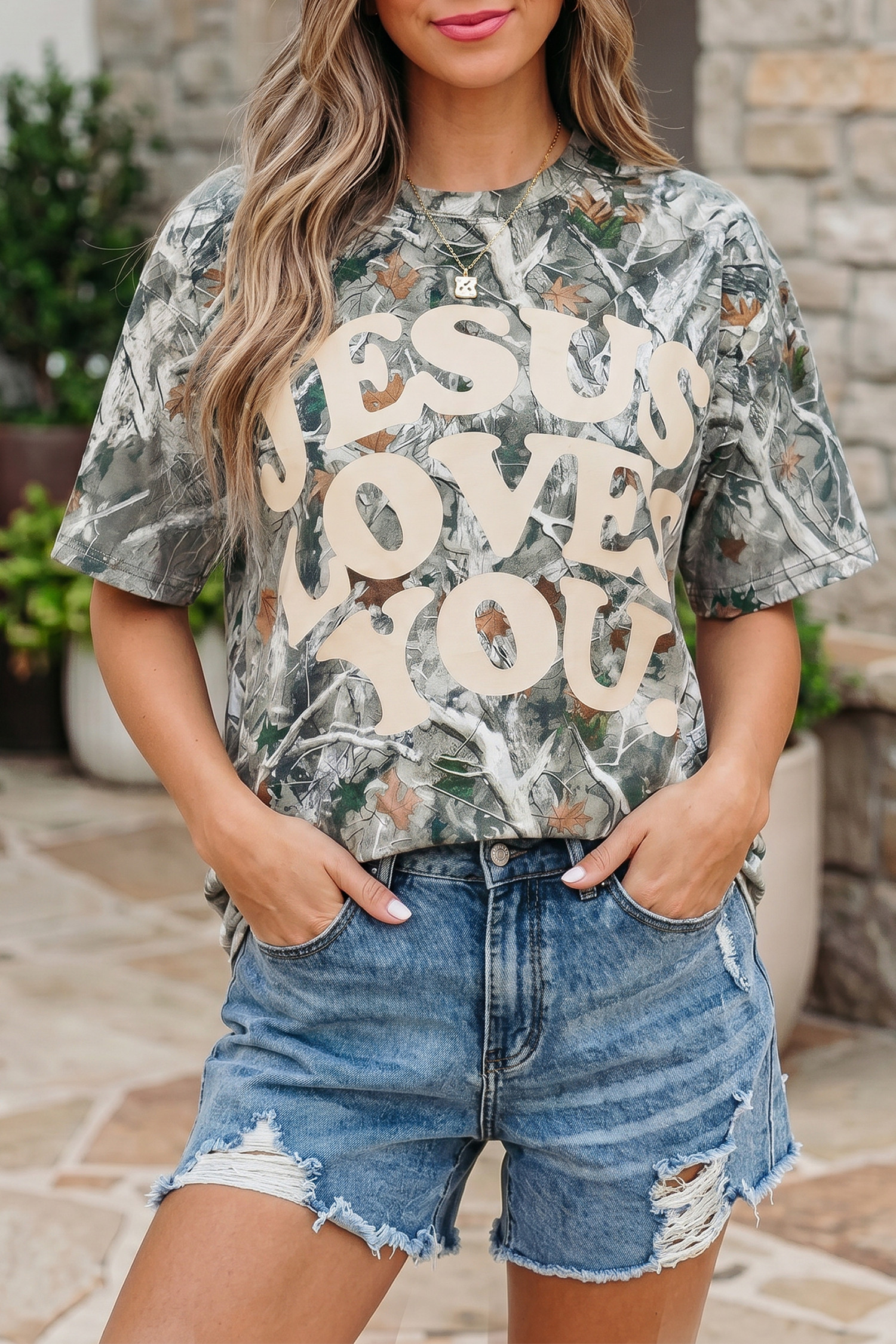 驼色迷彩 Woodland LOVE LIKE JESUS 休闲 T 恤 LC25231363