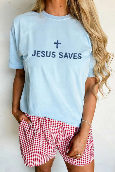 浅蓝色 JESUS SAVES 标语刺绣 T 恤