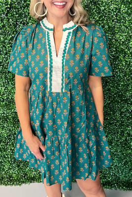 Green Contrast Trim V Neck Short Sleeve Floral Dress LC6127208-P920