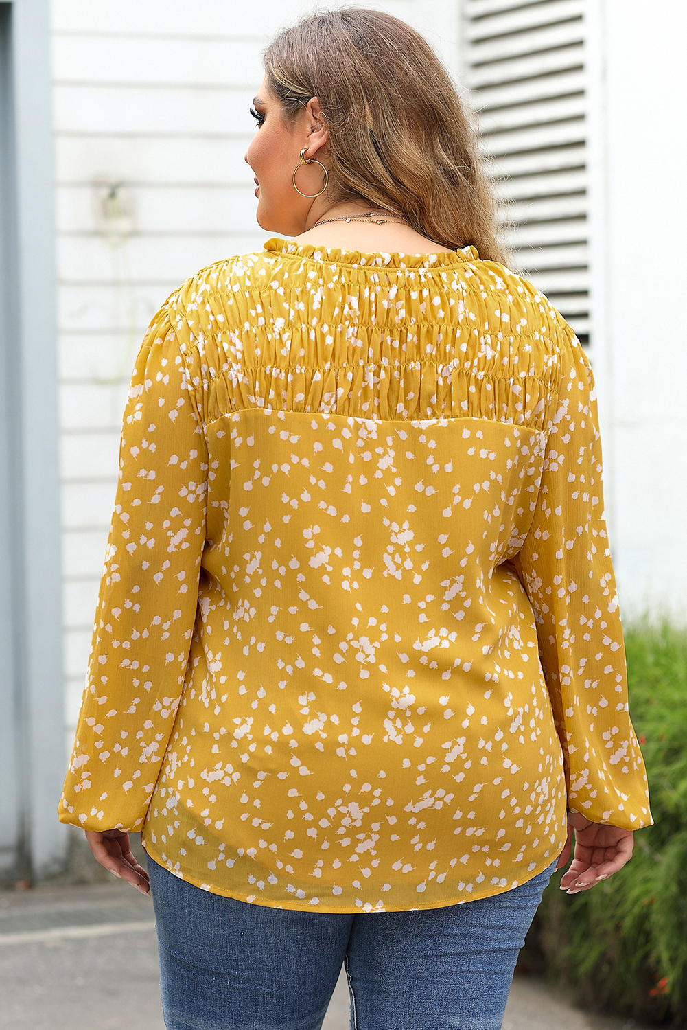 Plus Size Yellow  Floral Print Ruched Split Neck Blouse
