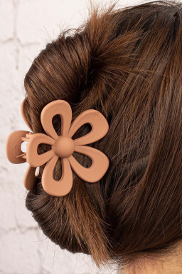 Camel Sweet Hollowed Flower Shape Claw Clip