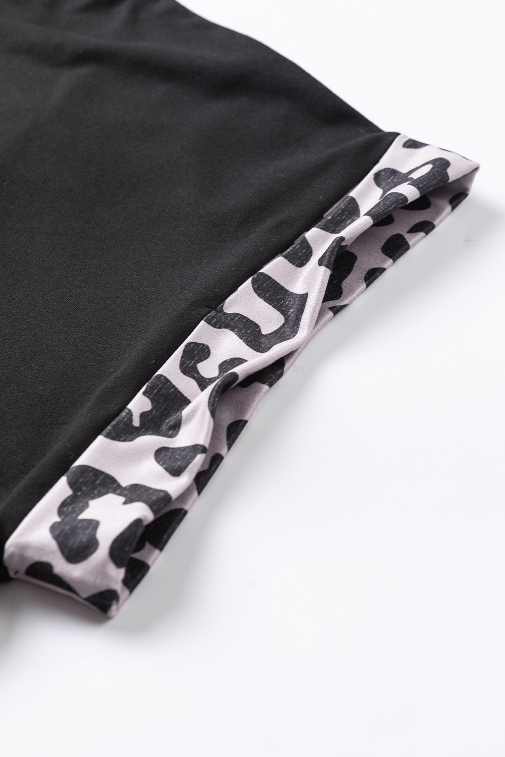 Plus Size Black Half Leopard Patchwork  T-shirt