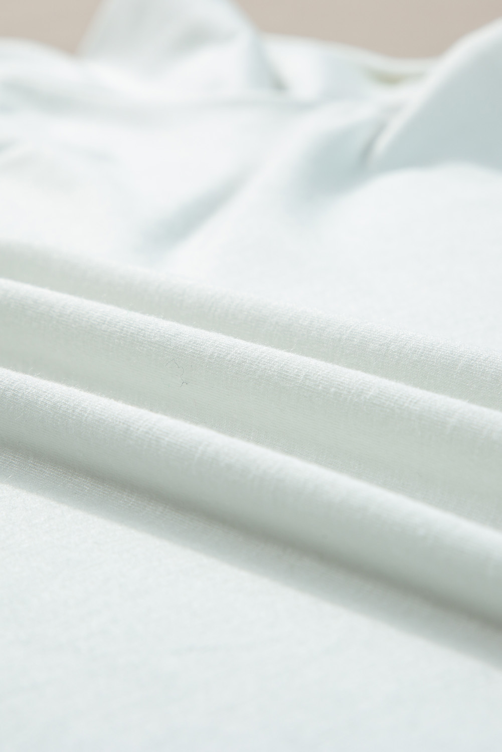 Plus Size White Round Neck Rolled Sleeve  T-shirt