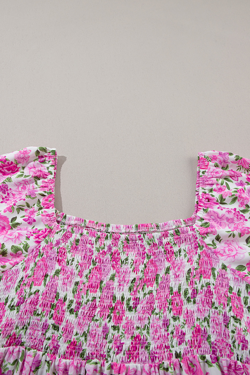 Plus Size Pink  Floral Print Smocked Puff Sleeve Dress