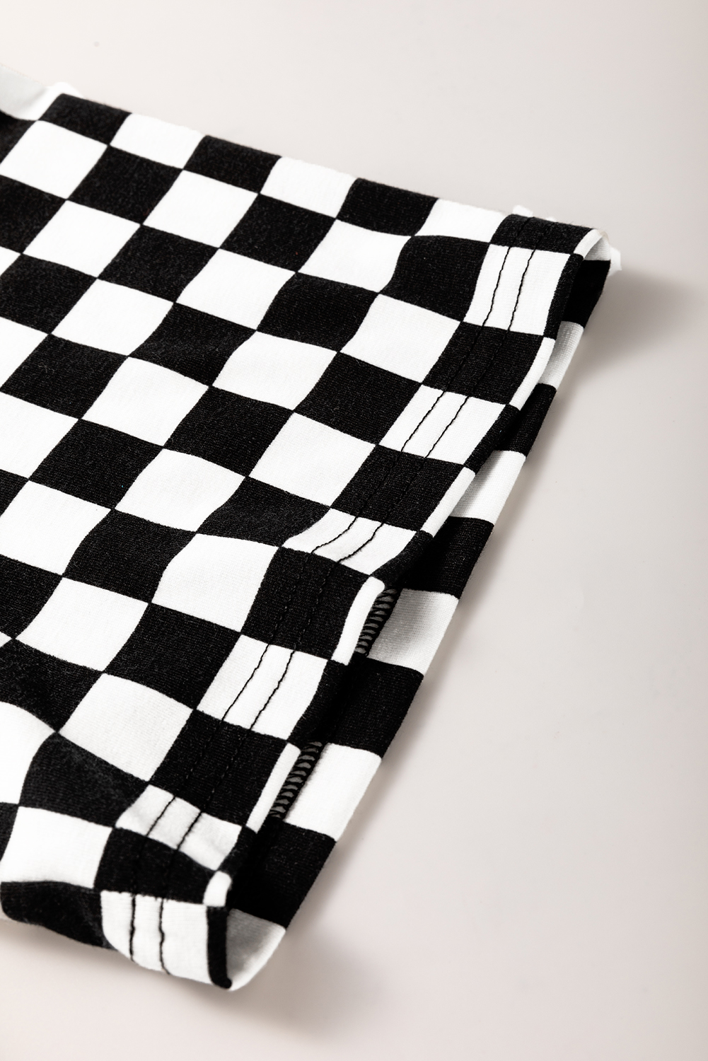 Plus Size Black Checkered Print Side Slits O Neck  T Shirt