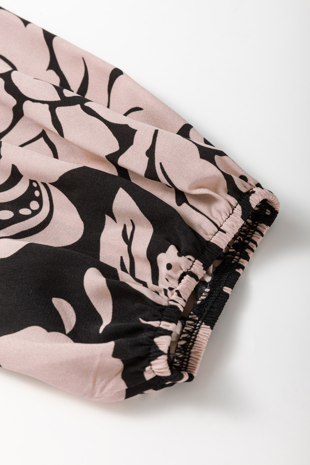 Plus Size Black  Floral Printed Puff Sleeve Collared Maxi Dress