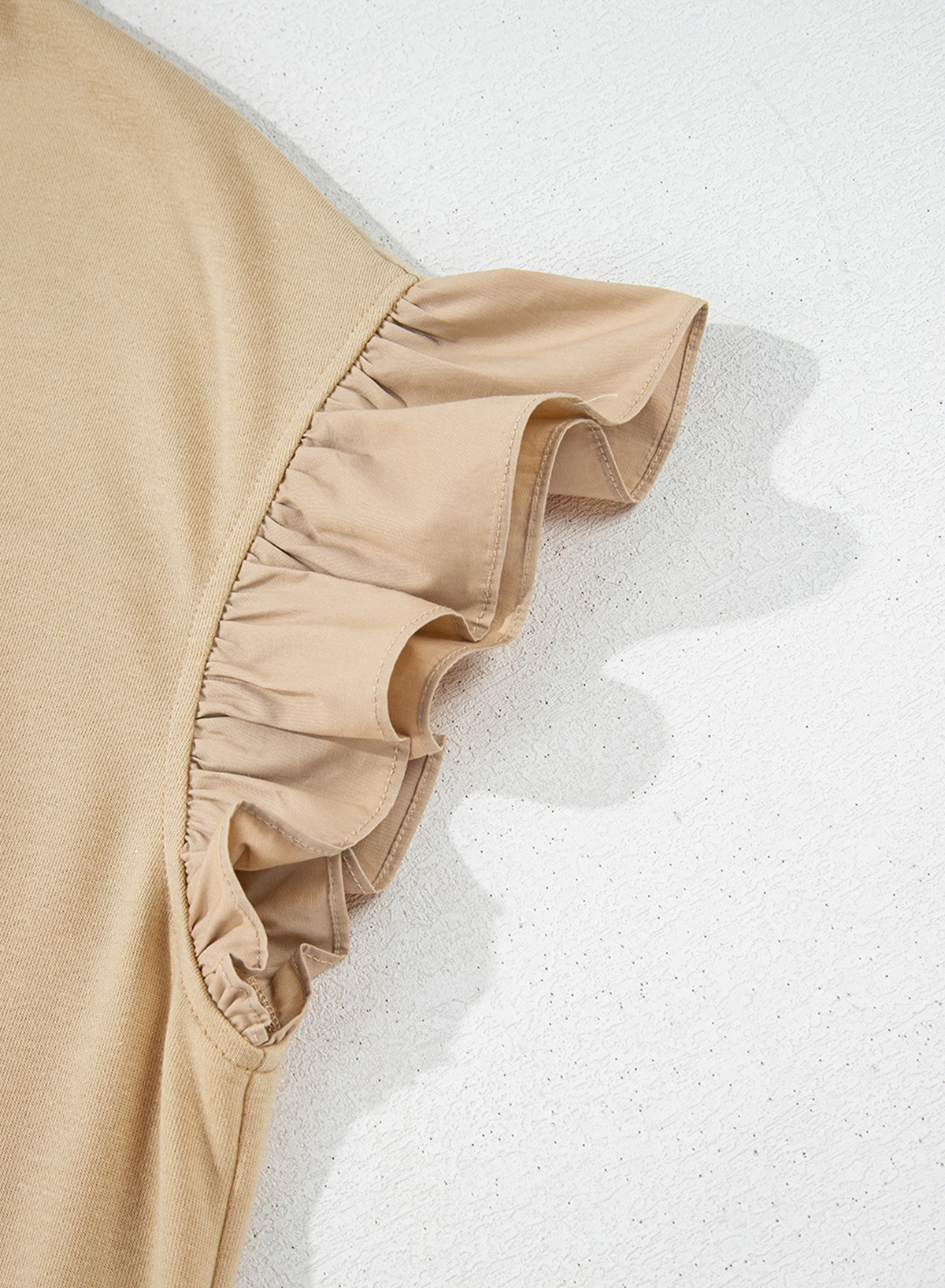 Plus Size Parchment Ruffled Short Sleeve Bowknot Applique Crew Neck  Top