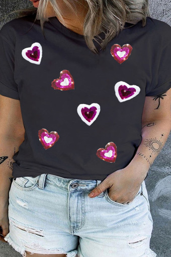 Plus Size Black Heart Patched Graphic Crewneck  Valentines T Shirt
