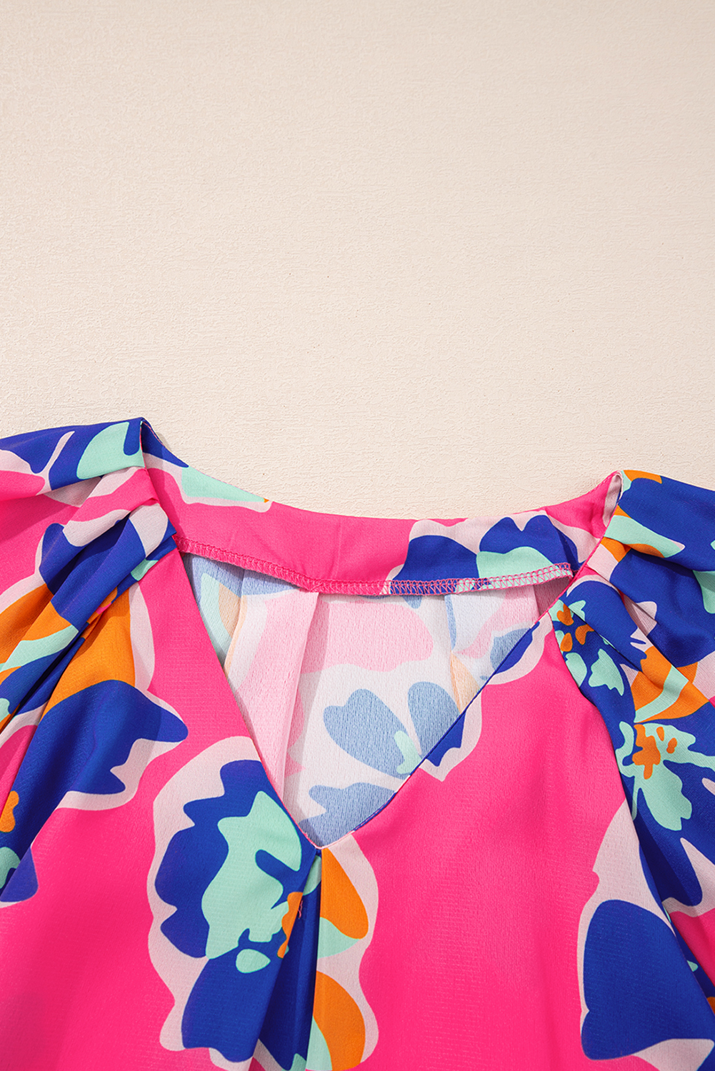 Plus Size Rose Floral Pattern V Neck Balloon Sleeve  Blouse