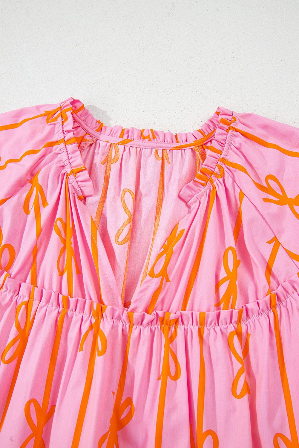 Plus Size Rose Bowknot Print Shirred V Neck Puff Sleeve  Blouse