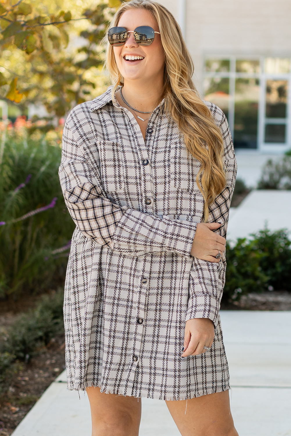 Plus Size White Stripe  Plaid Buttoned Raw Hem Tunic Shirt Dress