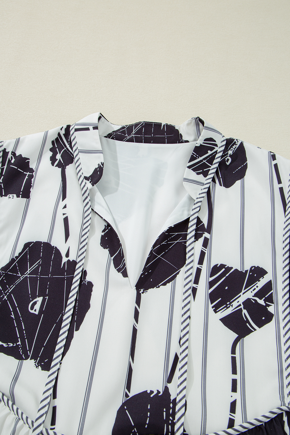 Plus Size Black  Floral 3/4 Puff Sleeve Lace-up Neck Mini Dress