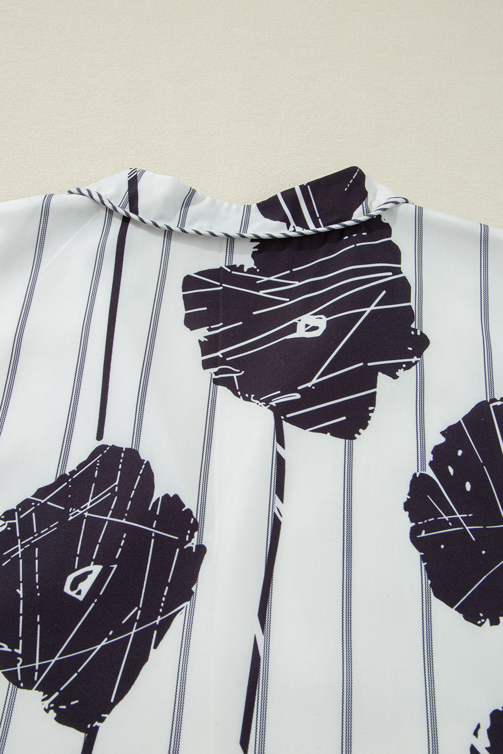 Plus Size Black  Floral 3/4 Puff Sleeve Lace-up Neck Mini Dress