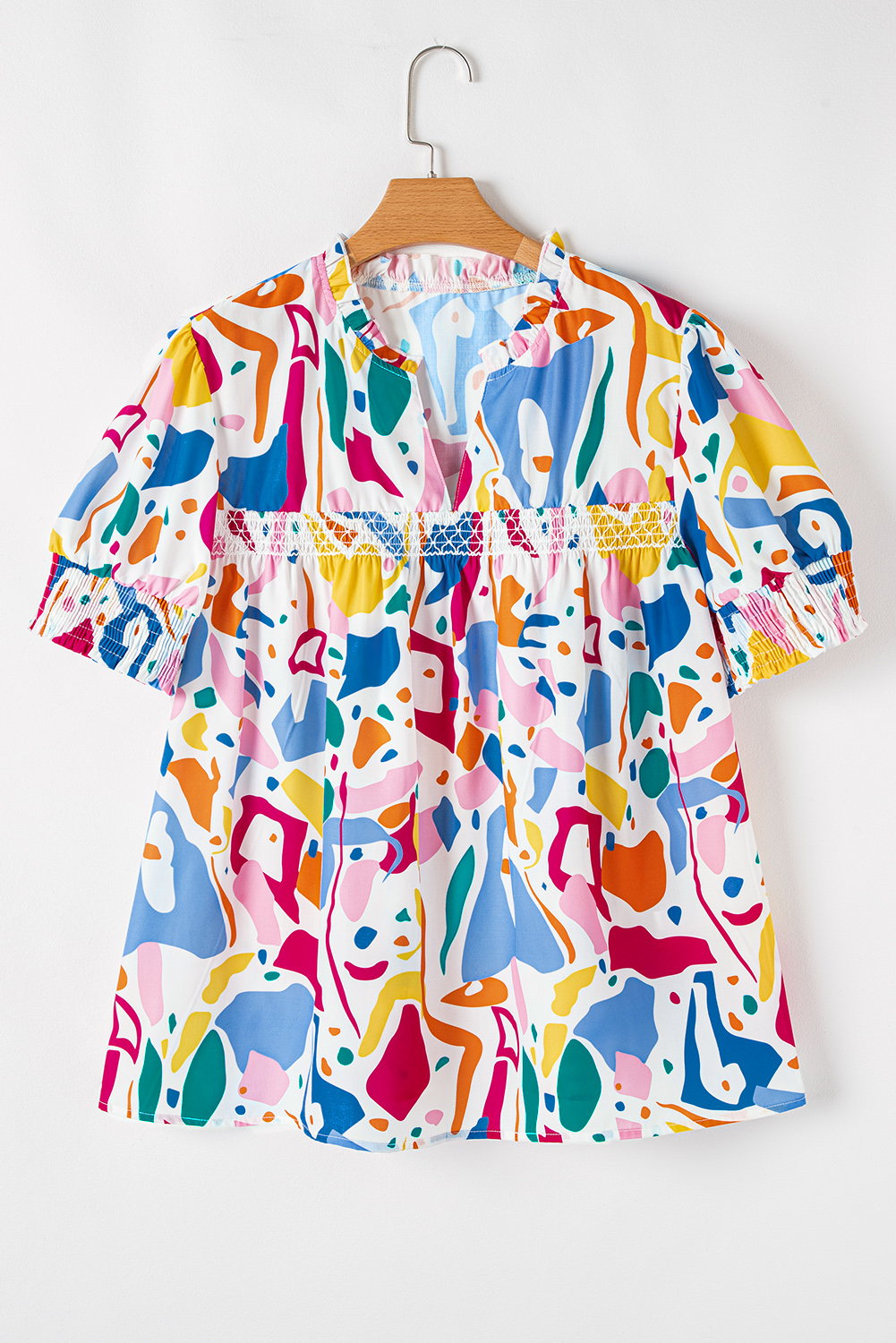 Plus Size White Abstract Print Shirred Cuff Puff Sleeve  Blouse