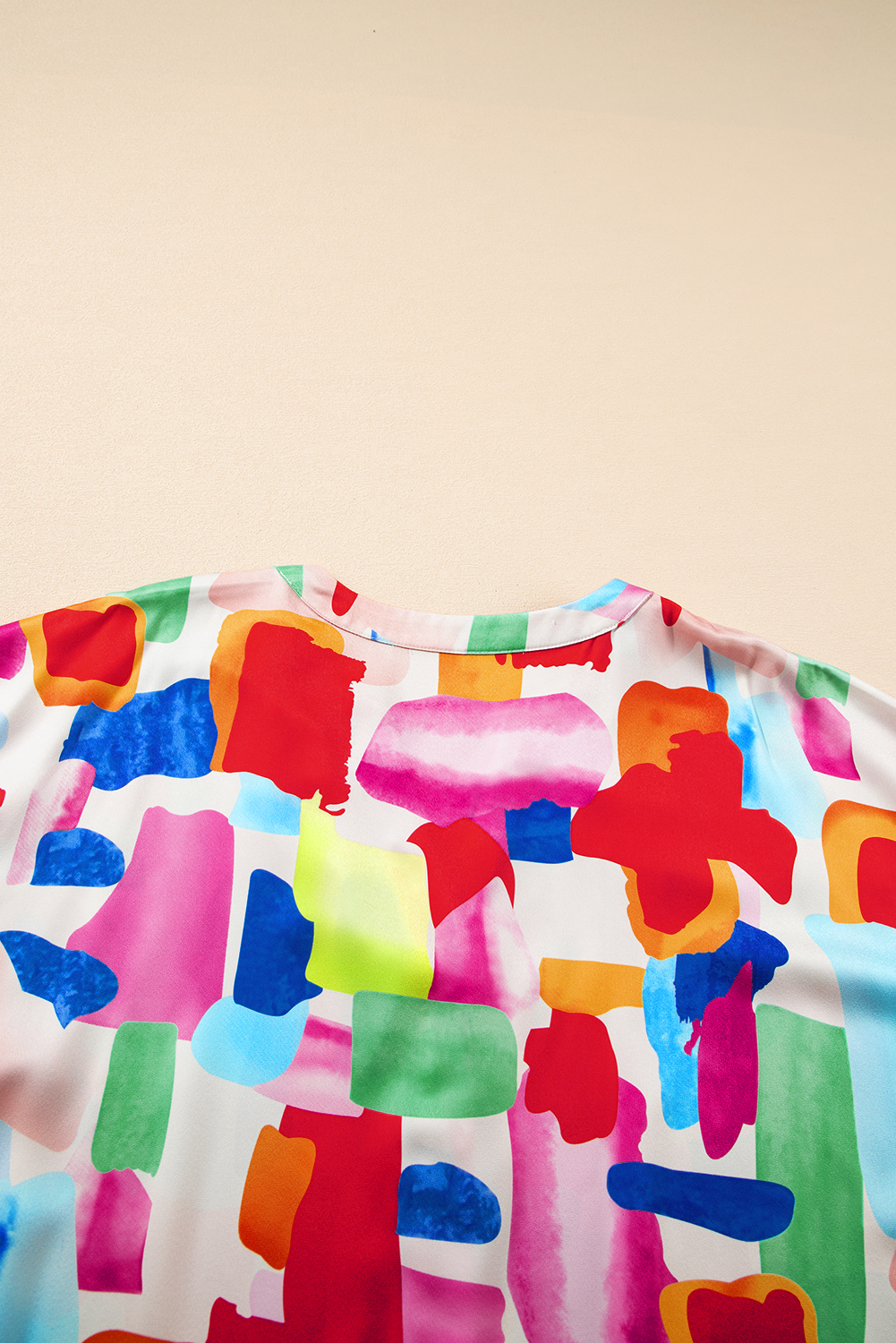 Plus Size Colorful Brush Stroke Printed  Button Split Neck Blouse