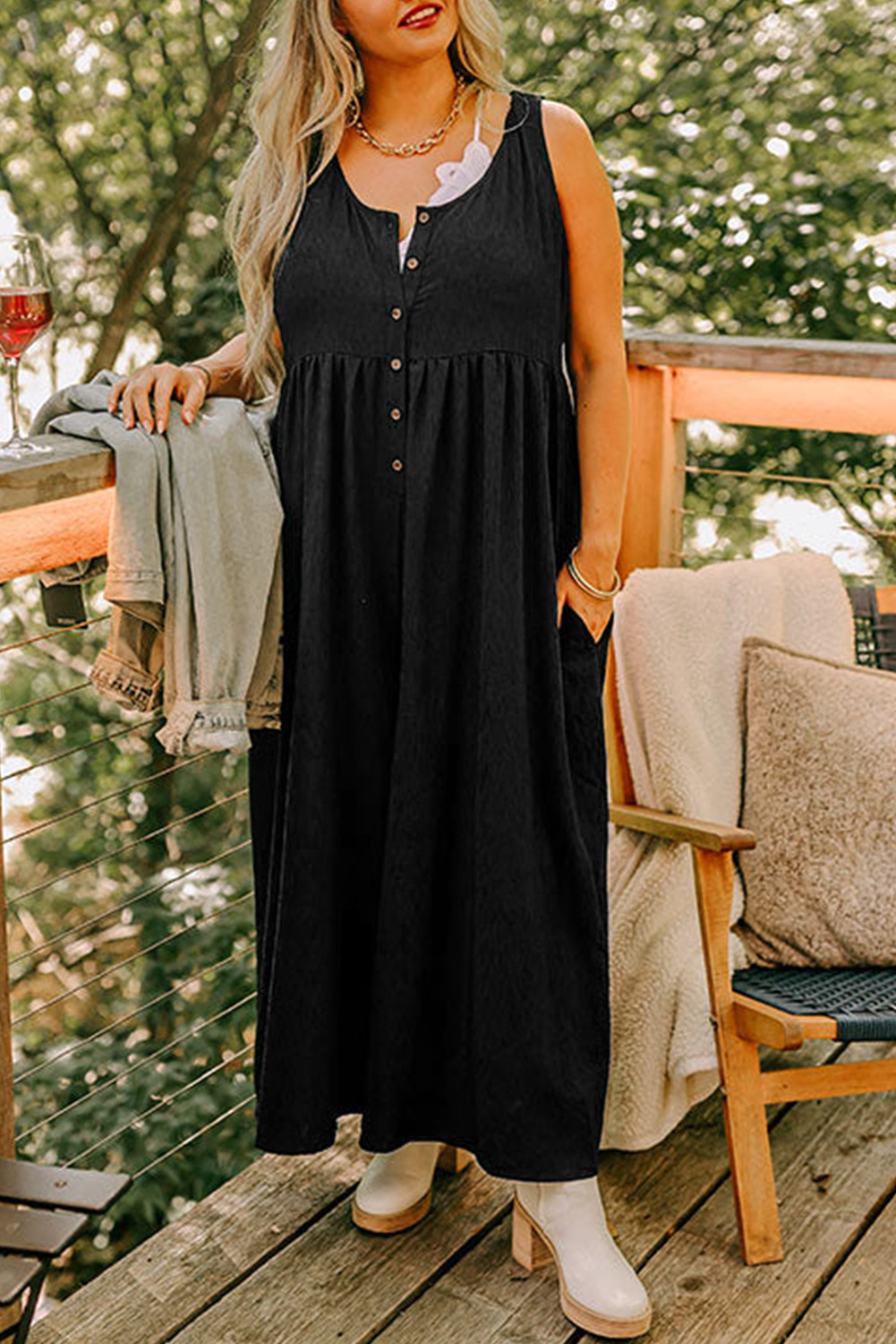 Plus Size Black Sleeveless Button Front Loose Jumpsuit