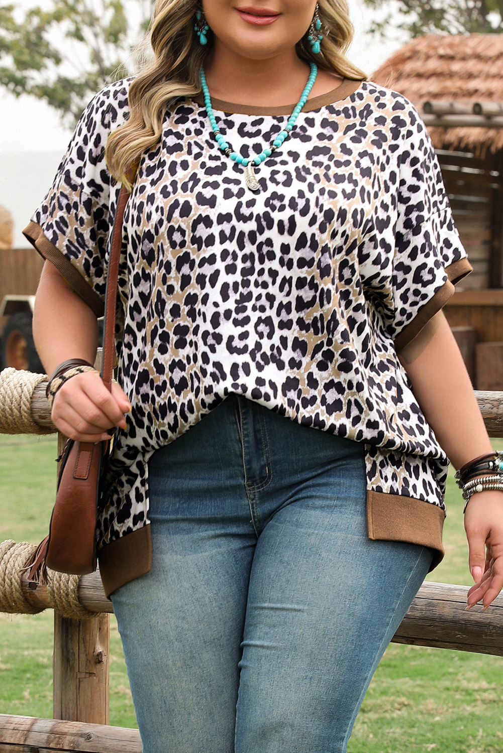 Plus Size Khaki Leopard Contrast Trim Short Sleeve Loose  Top