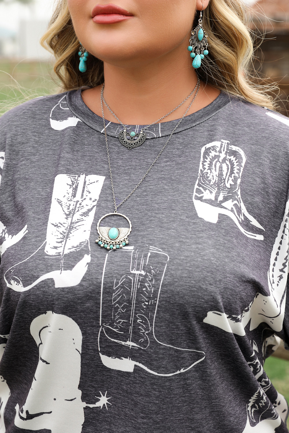 Plus Size Gray  Western Boots Print Crew Neck T Shirt