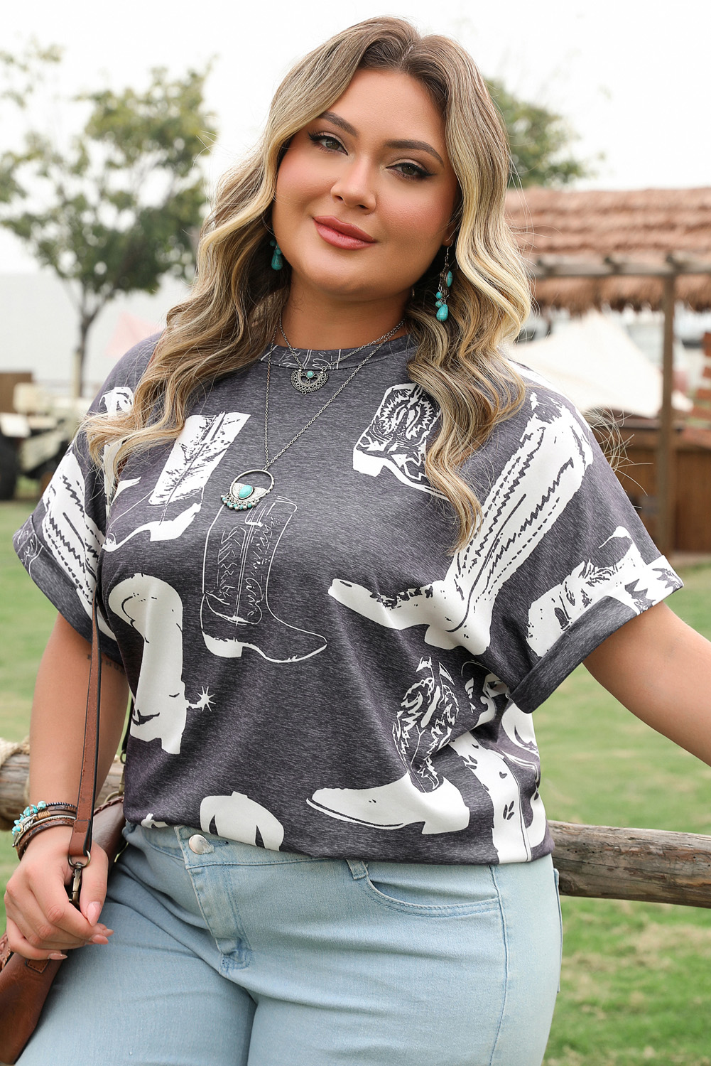 Plus Size Gray  Western Boots Print Crew Neck T Shirt