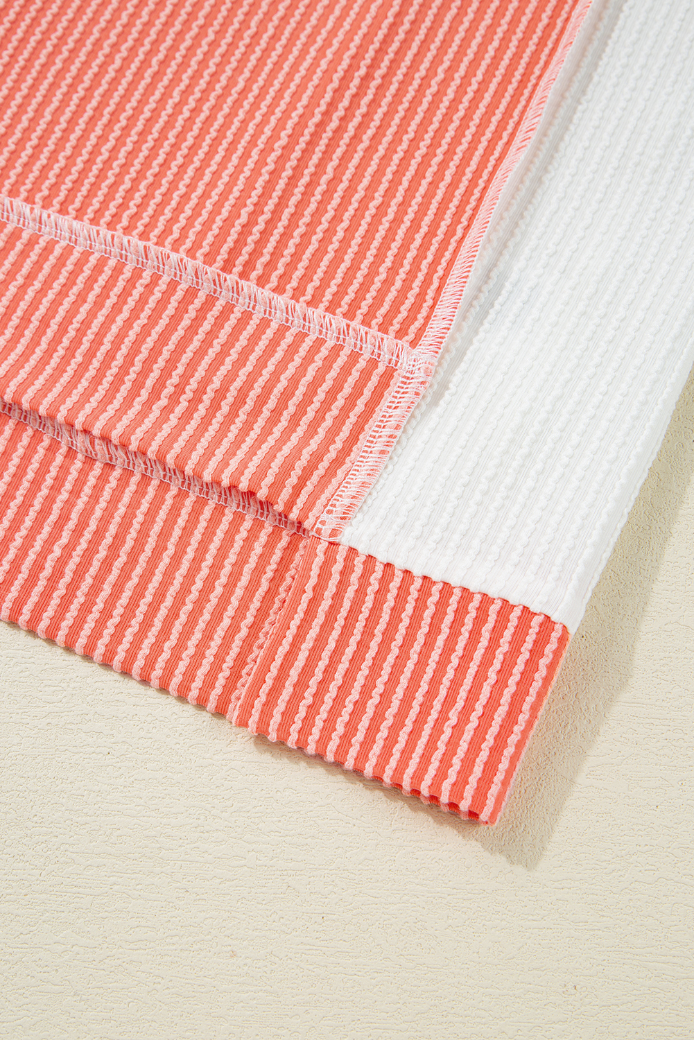 Plus Size Carrot Twist Rib Colorblock Hi Low  Short Sleeve Top