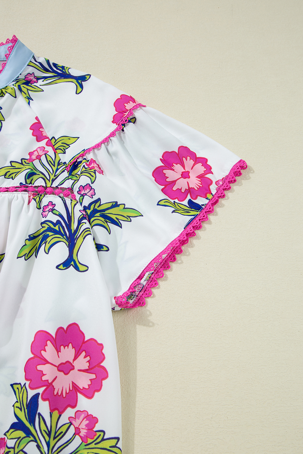 Plus Size Rose Vintage Floral Print Contrast Notched V Neck  Summer Blouse