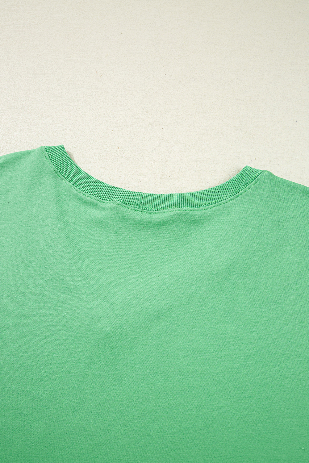 Plus Size Mint Green  V Neck Tee Patched Pocket Drawstring Shorts Set