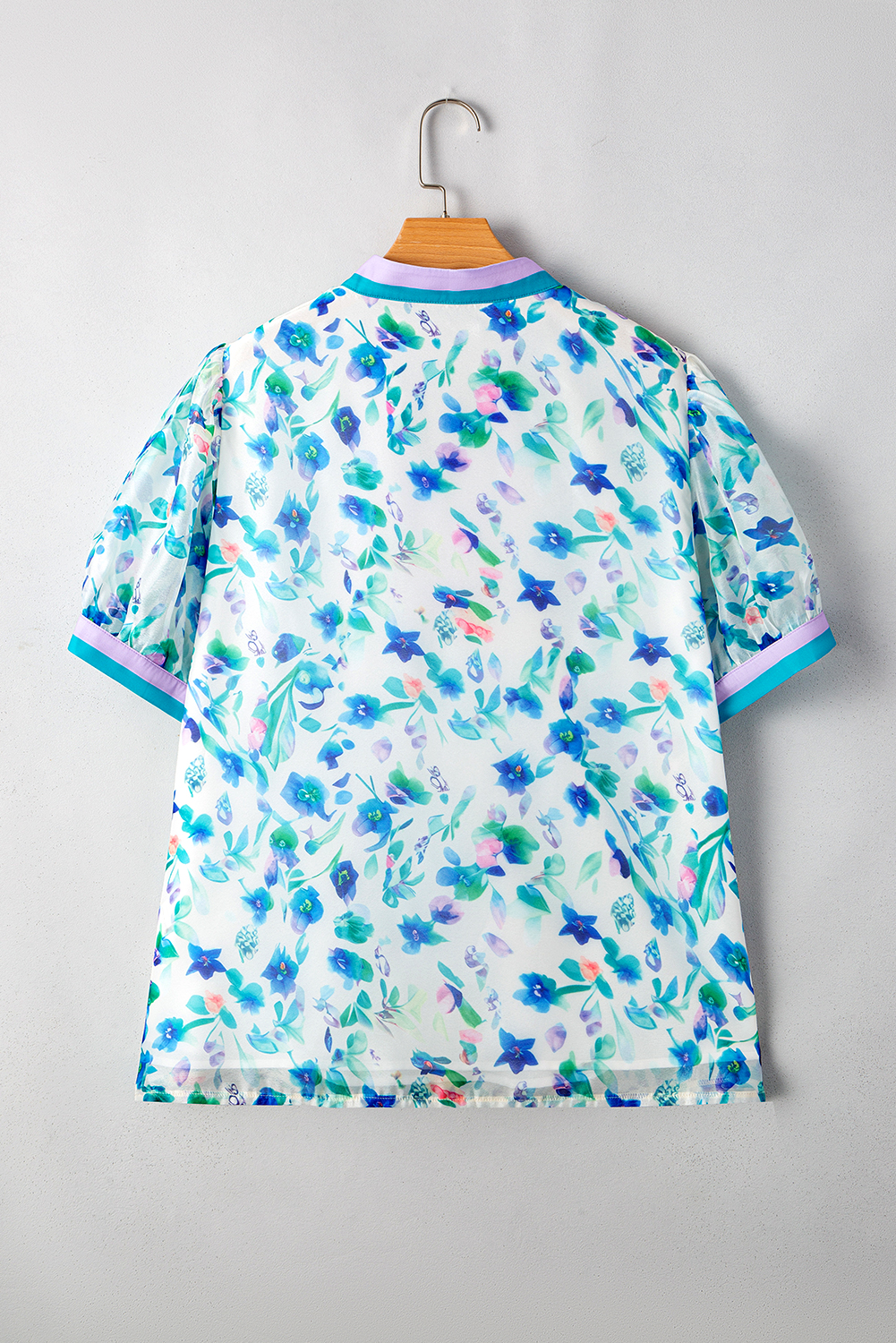 Plus Size Green Floral Print Colorblock Edge Puff Sleeve Split Neck  Blouse