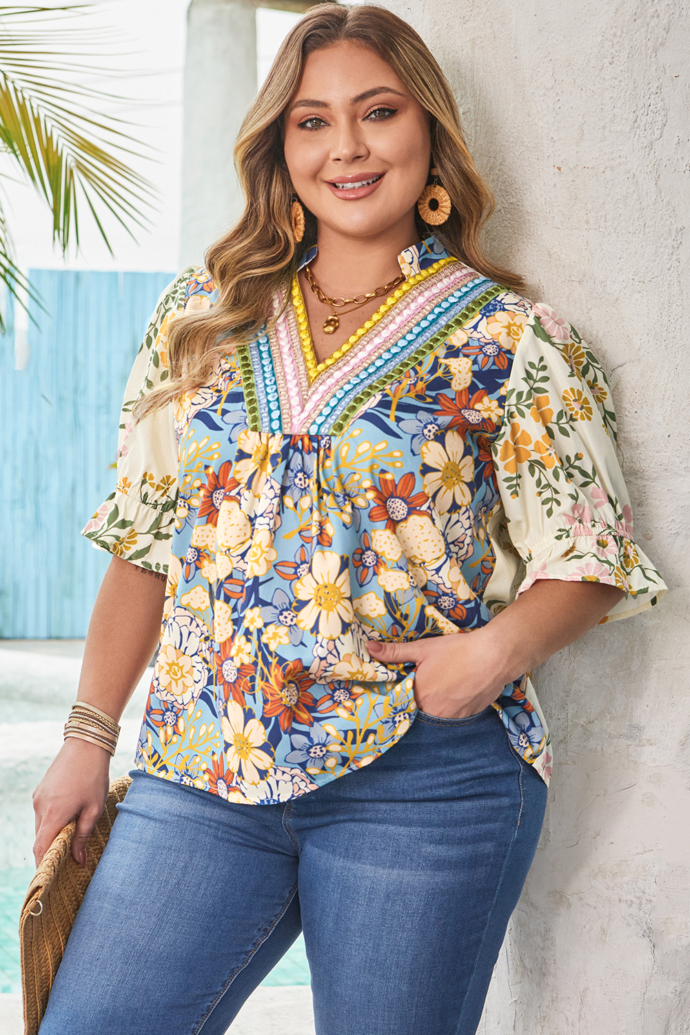Plus Size Multicolour  Floral Print Woven V Neck Half Sleeve Blouse